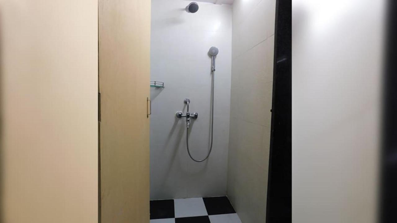 Abuzz Oxfordcaps Imperial Heights Mussoorie Dehradun Albergue Exterior foto